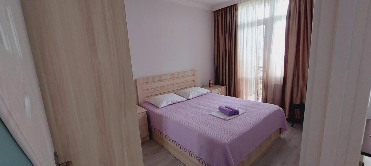 Irakli Sweet Home Батуми Экстерьер фото